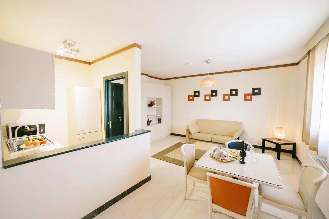 Hotel Residence Federiciano Valenzano Exterior photo
