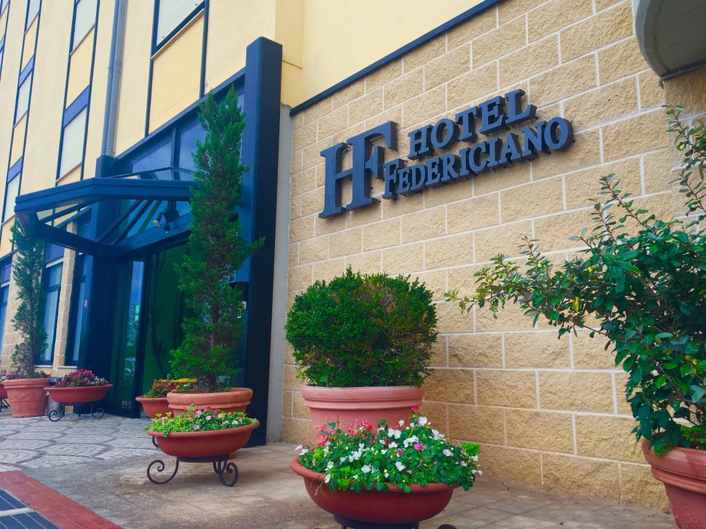 Hotel Residence Federiciano Valenzano Exterior photo