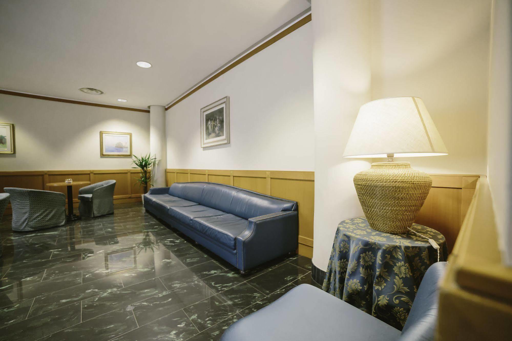 Hotel Residence Federiciano Valenzano Exterior photo